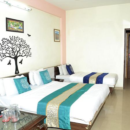 Hotel Neelkanth Residency Gandhinagar Exterior photo